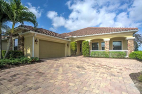 Sleek Naples House with Pool, Spa and Resort Access!, Naples